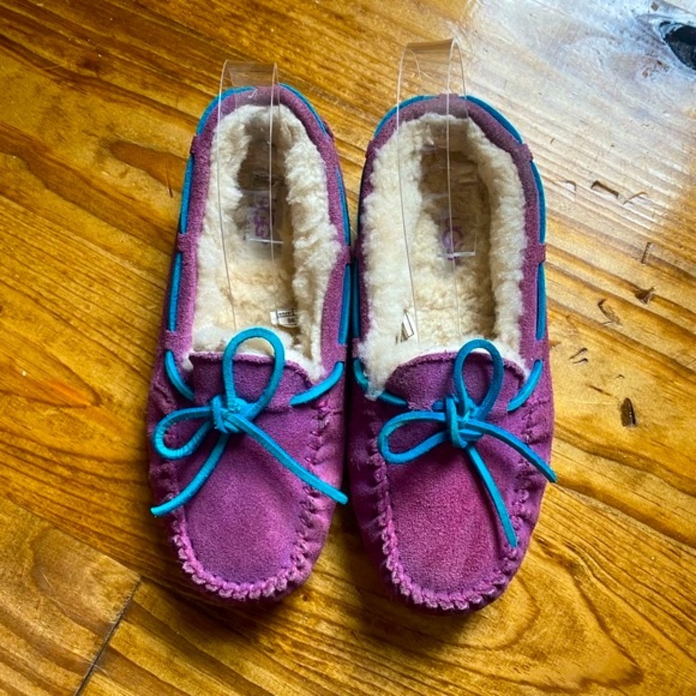 UGG Australia Dakota Slip-on Kid’s Moccasins